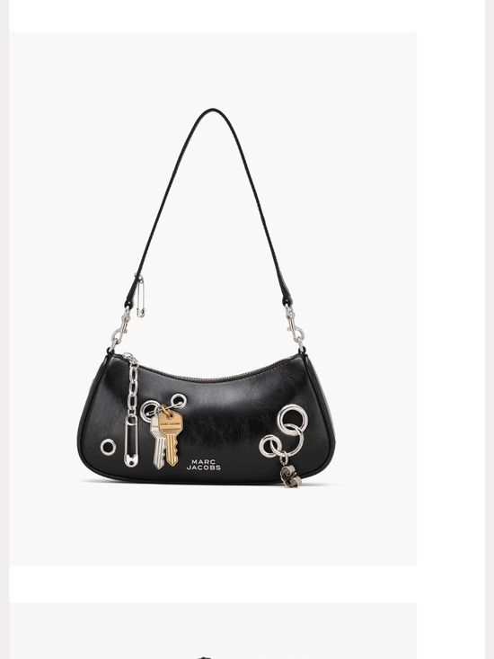 Marc Jacobs Handbags - Marc Jacobs Black Leather Shoulder Bag with Keyring and Hardware Accents